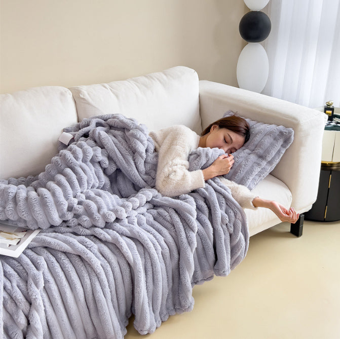 Soft Wind Bubble Velvet Blanket Warm Solid Rabbit Fur Blankets