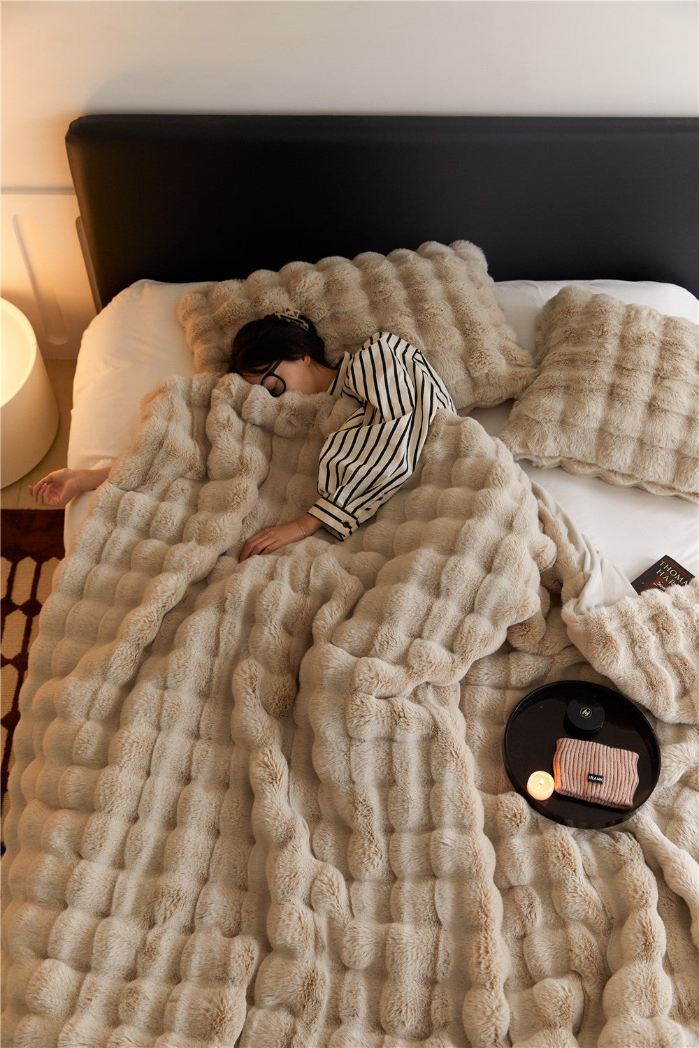 Polyester Carpet Rabbit Bubble Velvet Thickened Nap Blanket