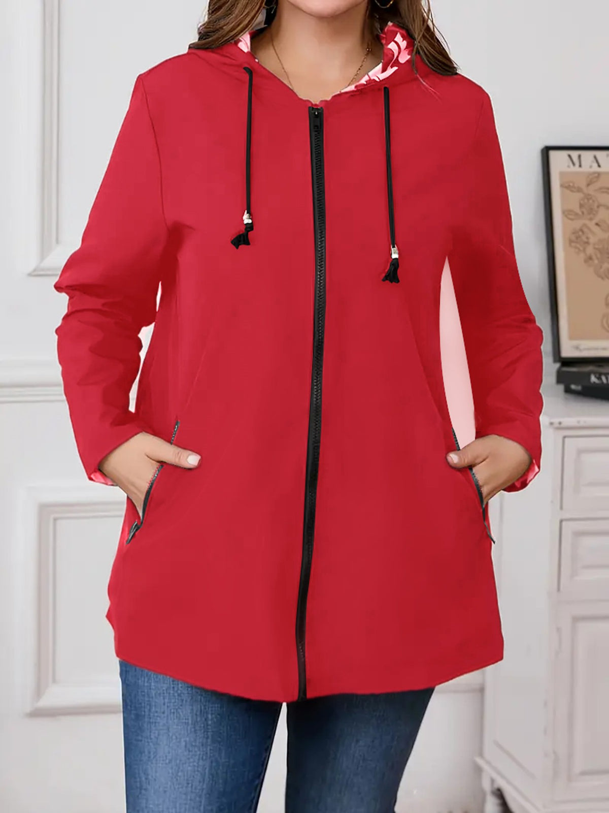 Women's Lightweight Windproof Outdoor Jacket