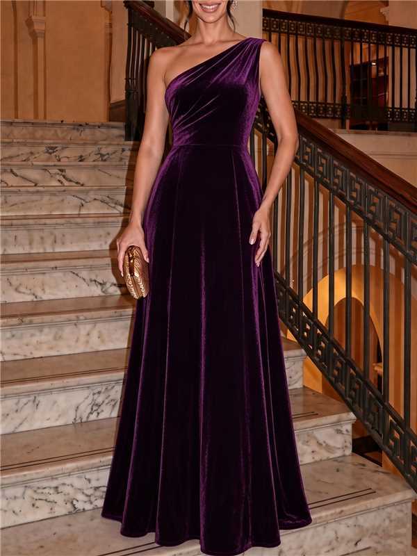 Elegant Velvet Sleeveless Slim-Fit Evening Maxi Dress