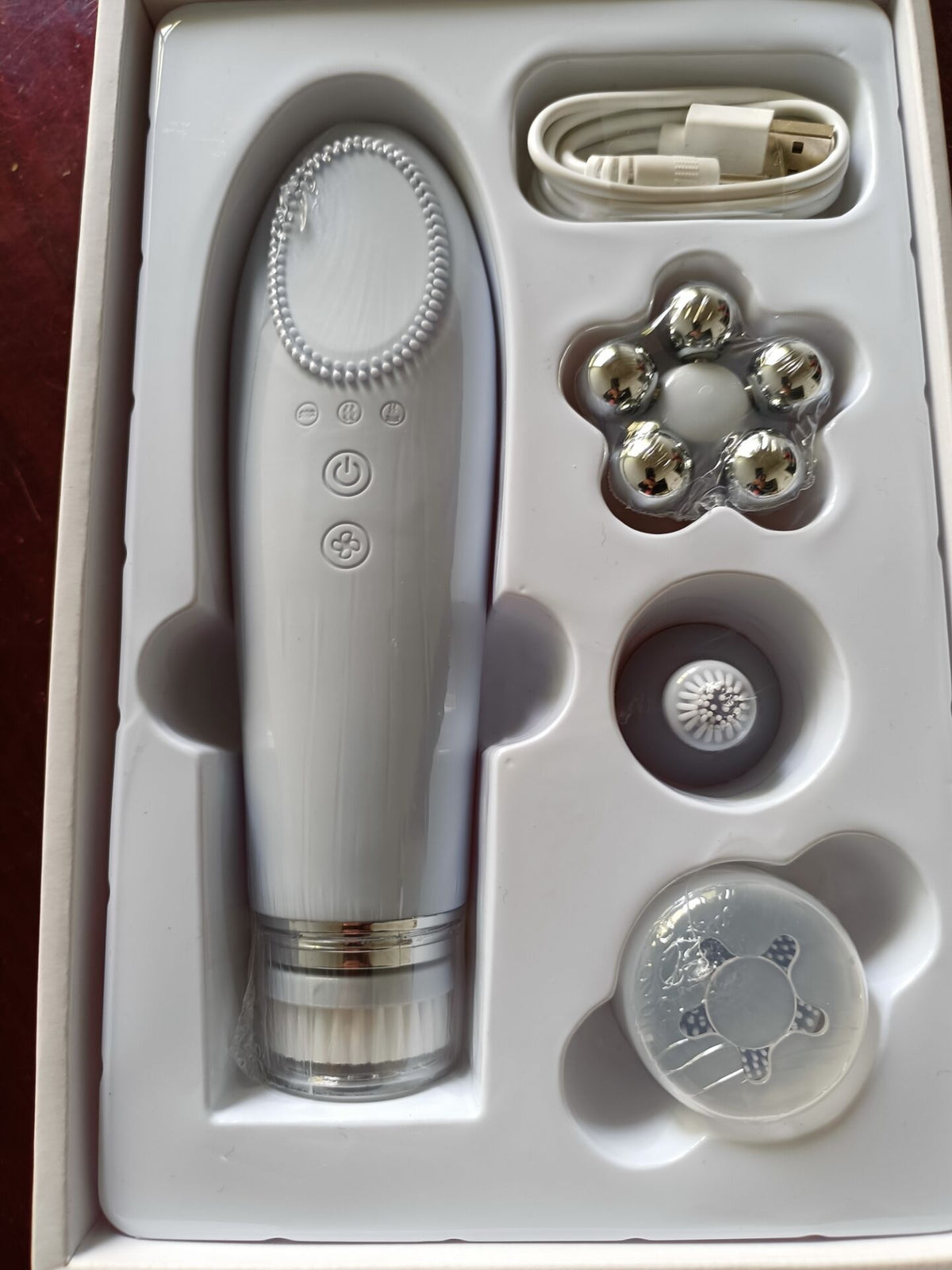 Warming Sonic Facial Cleansing Brush – 3 Speeds