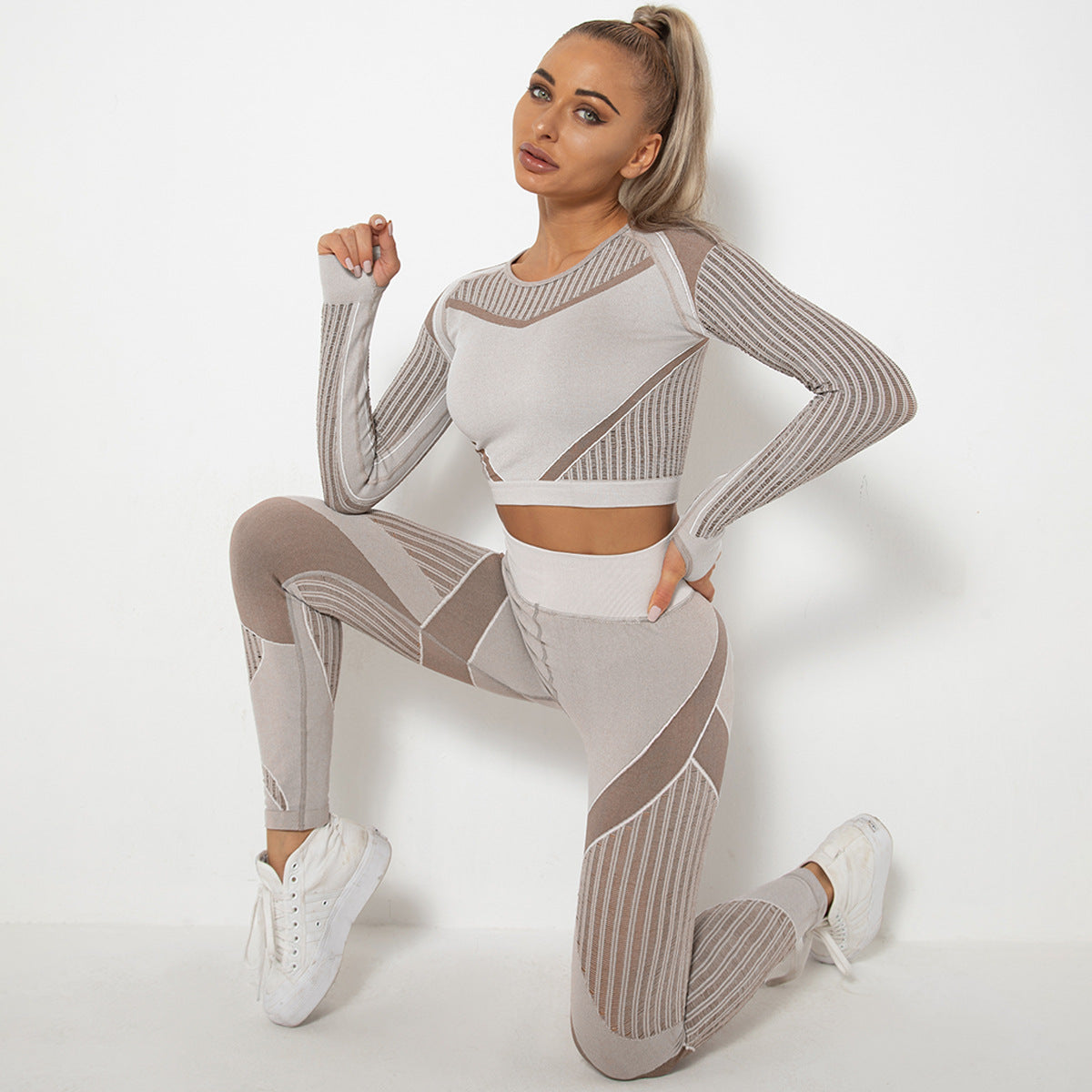 Seamless Knitted Absorbent Yoga Long-Sleeved Suit Wearsuit