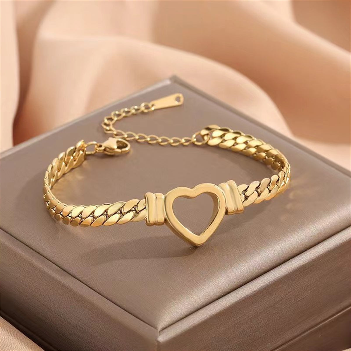 Personalized Love Chain Necklace Bracelet For Women Titanium